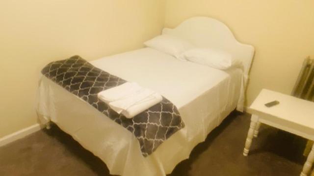 Minutes From Jfk, Beautiful Home With Peaceful, Cosy, Private Room 纽约 外观 照片